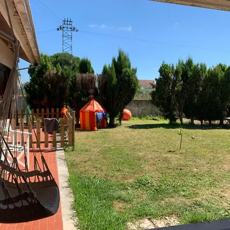 Happy Ria House Guest house